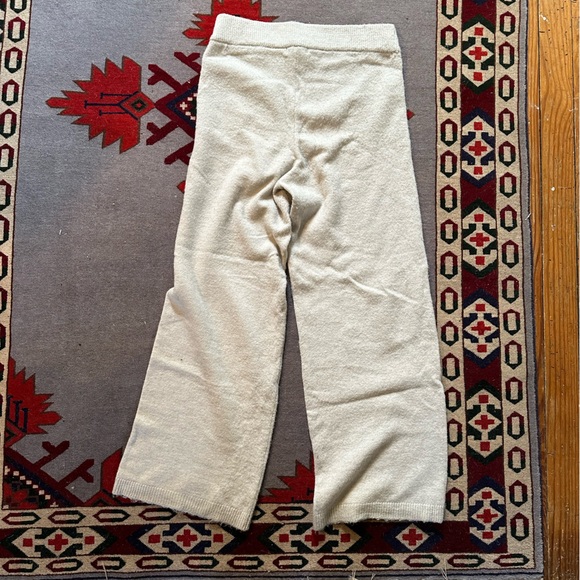 H&M Oatmeal Cloud Knit Wide Leg Lounge Pants - Picture 5 of 8